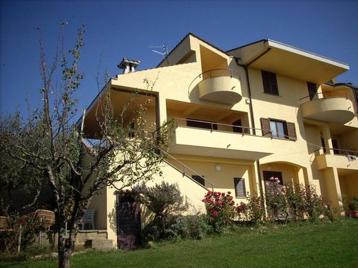 Villa à Lac de Bolsena, Viterbe