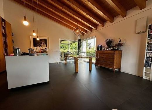 Villa in Romano d'Ezzelino, Provincia di Vicenza