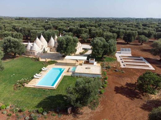 Villa Ostuni, Brindisi ilçesinde