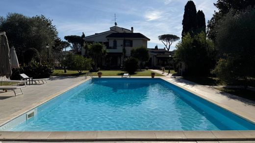 Βίλα σε Ρώμη, Lazio