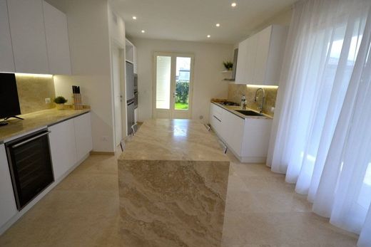 Villa in Pietrasanta, Provincia di Lucca