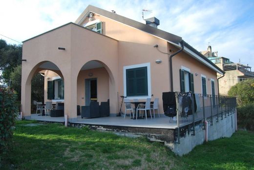 Villa in Albisola Superiore, Provincia di Savona