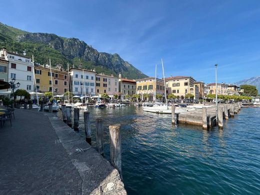 Apartment in Gargnano, Provincia di Brescia