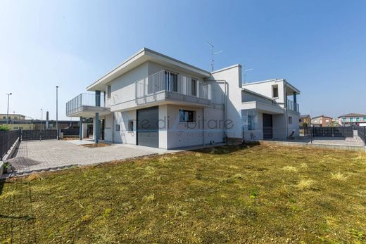 ﻓﻴﻼ ﻓﻲ Villafranca di Verona, Provincia di Verona