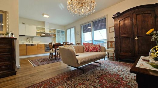 Villa in Magenta, Milan