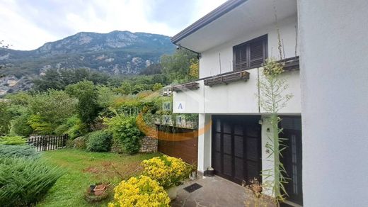 Villa in Arco, Provincia autonoma di Trento