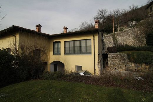 Villa in Brescia, Provincia di Brescia