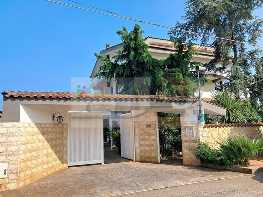 Villa in Ardea, Rome