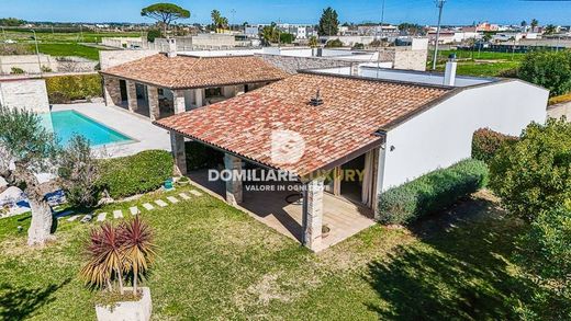 Villa in Carmiano, Provincia di Lecce