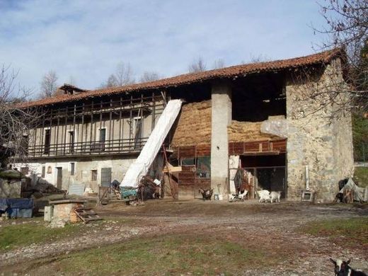 منزل ريفي ﻓﻲ Cisano Bergamasco, Provincia di Bergamo