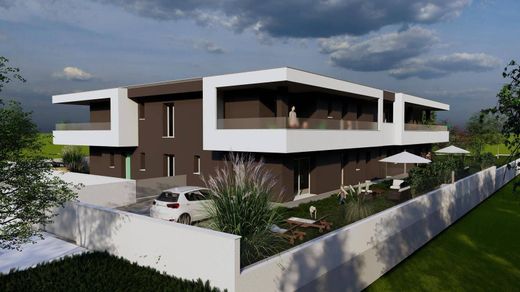Apartment in Forlì, Provincia di Forlì-Cesena