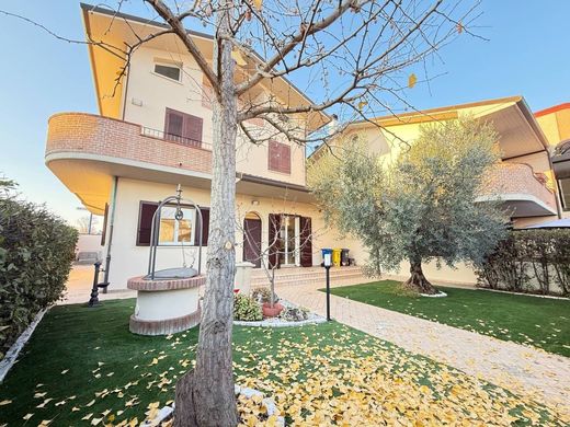 Maison mitoyenne à Forlì, Forlì-Césène