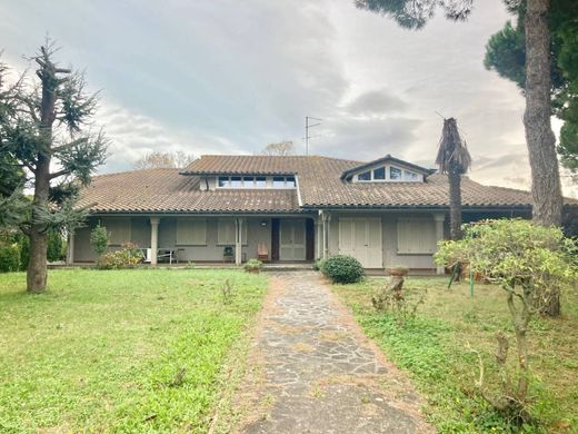 Villa in Gatteo-Sant'Angelo, Provincia di Forlì-Cesena