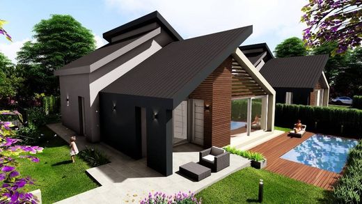 Villa in Oggiono, Provincia di Lecco