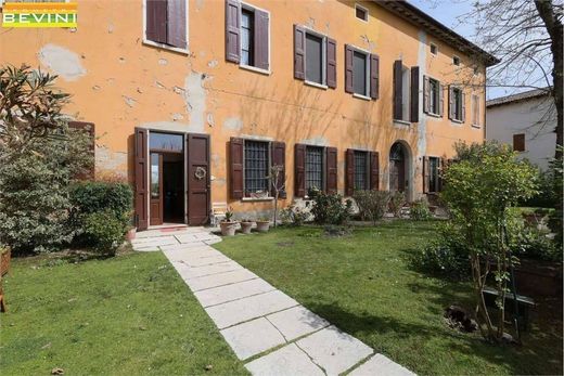 Villa in Campogalliano, Provincia di Modena