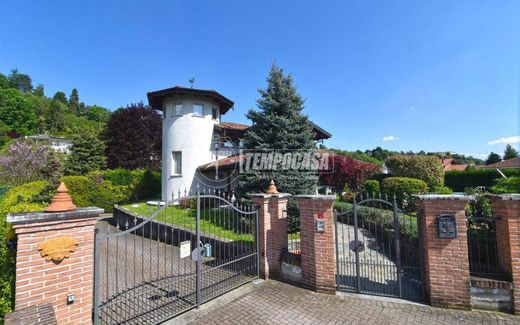 Βίλα σε Castellamonte, Torino