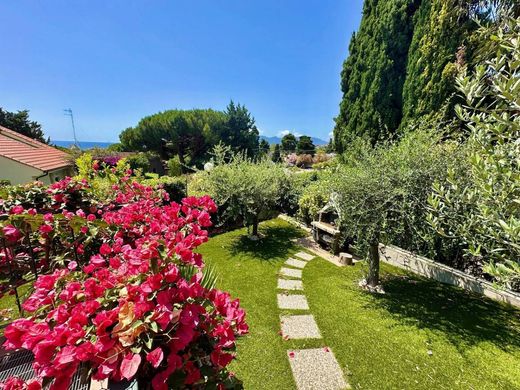 Appartement à Ceriale, Savone