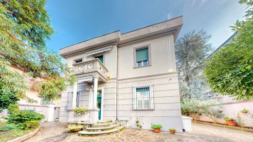 Villa - Cusano Milanino, Milão