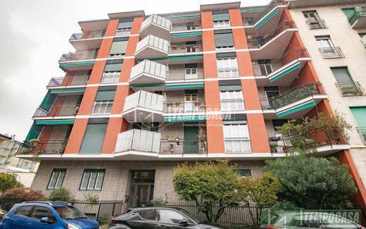 Apartment / Etagenwohnung in Sesto San Giovanni, Mailand