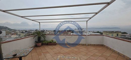 Penthouse in Monte di Procida, Neapel