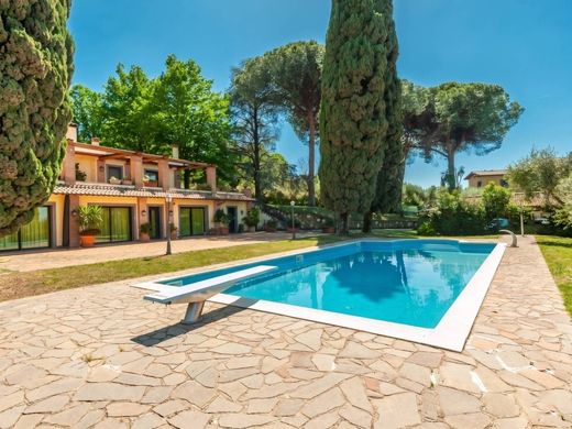 Villa in Monte Porzio Catone, Rome