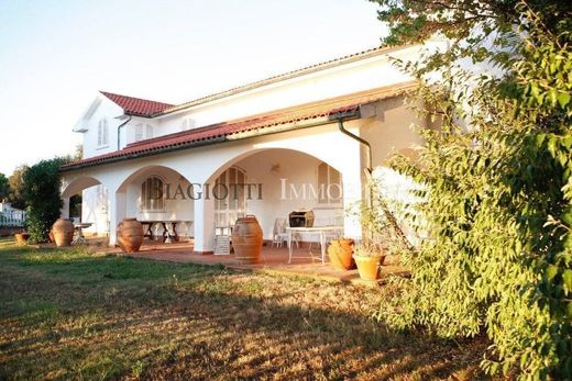 Villa in Livorno, Provincia di Livorno