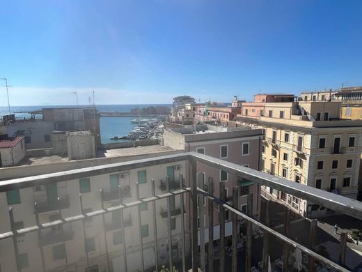 펜트하우스 / Anzio, 로마