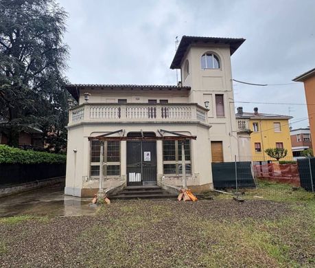 Villa in Casalecchio di Reno, Bologna
