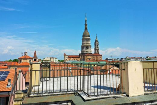 Penthouse à Novare, Piémont