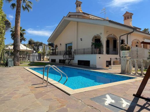 Villa in Fiumicino, Rome