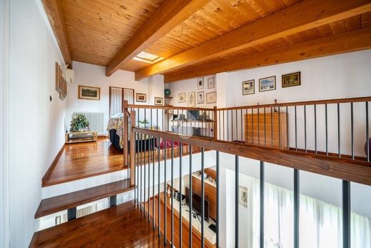 Villa in Reggio nell'Emilia, Provincia di Reggio Emilia