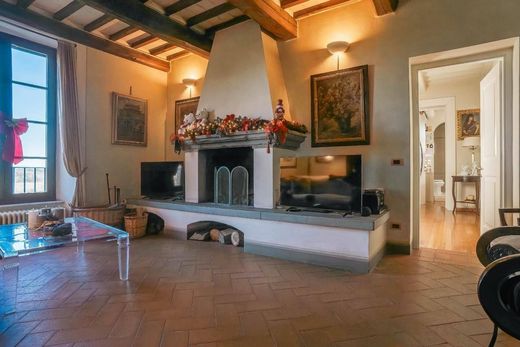 Penthouse in Calcinaia, Province of Pisa