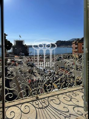 Appartement in Rapallo, Provincia di Genova