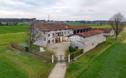 Country House in Lonato, Provincia di Brescia