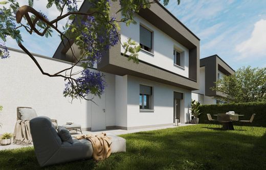 Villa a Turate, Como