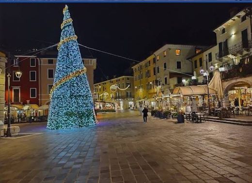 Cobertura - Desenzano del Garda, Provincia di Brescia