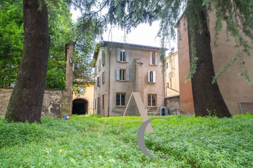 ﺷﻘﺔ ﻓﻲ بولونيا, Bologna