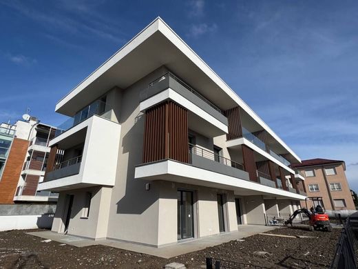 Apartment / Etagenwohnung in Cernusco sul Naviglio, Mailand