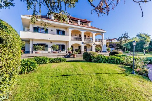 Apartment in Albano Laziale, Rome