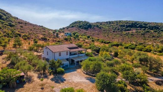 Villa in Putifigari, Provincia di Sassari