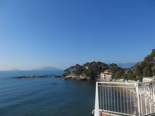 Appartamento a Lerici, La Spezia