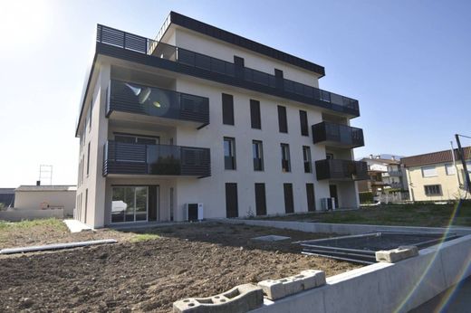 Penthouse Romano d'Ezzelino, Vicenza ilçesinde