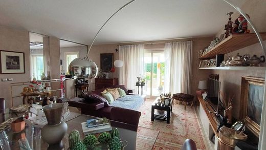 Apartament w Prato, Provincia di Prato