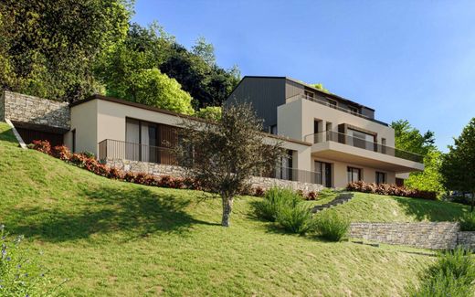 Villa Ponteranica, Bergamo ilçesinde