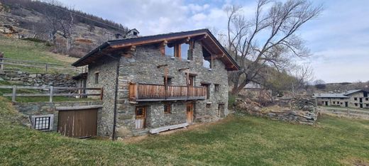 Villa en Ville Sur Sarre, Valle d'Aosta