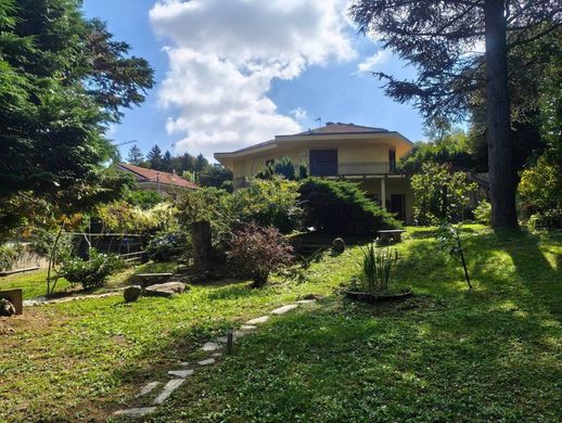 Βίλα σε Rosta, Torino