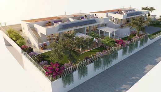 Villa - Piombino, Provincia di Livorno