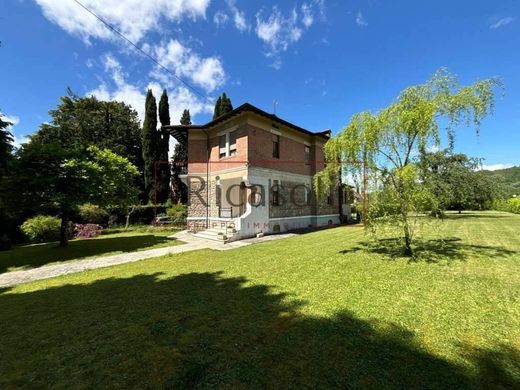 Villa in Barga, Provincia di Lucca