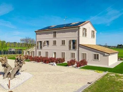 Country House in Monsano, Provincia di Ancona