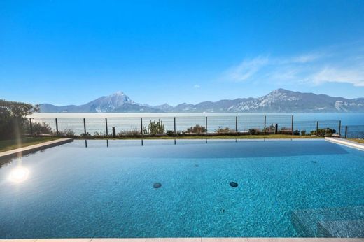 ﺷﻘﺔ ﻓﻲ Torri del Benaco, Provincia di Verona